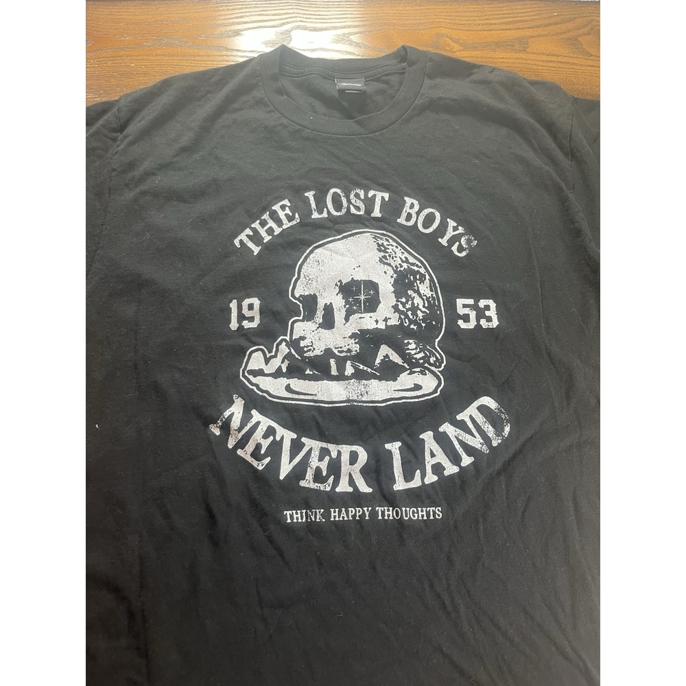 Peter Pan The Lost Boys Neverland Think Happy Thoughts Disney T-Shirt XL EUC